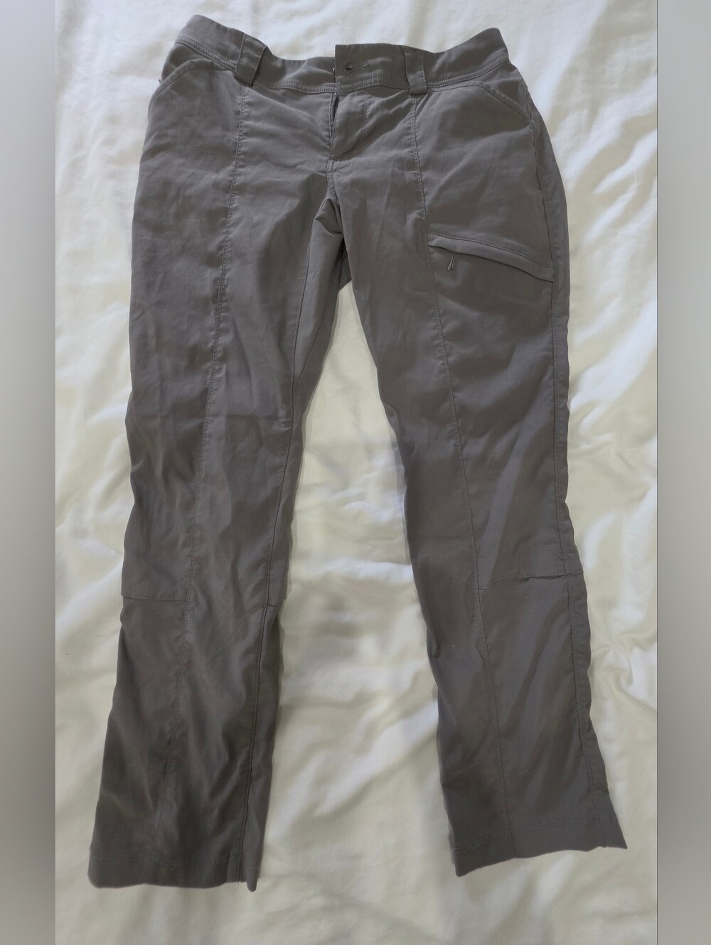 ​Duluth Trading Co. Grey Lightweight Hiking Pants Cargo Joggers Size 8 x 29